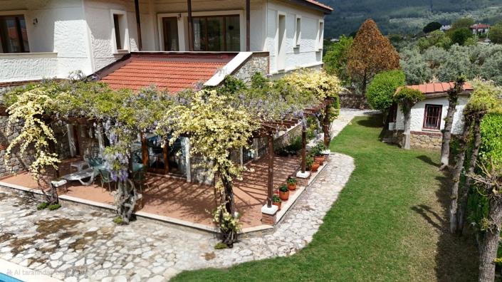 Image No.40-3 Bed Villa / Detached for sale