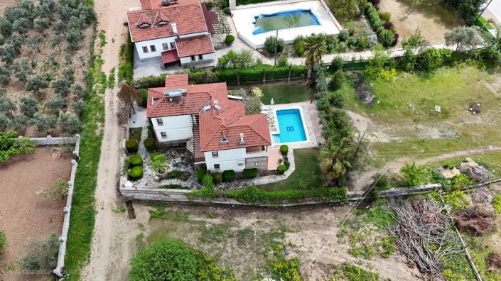 Image No.44-3 Bed Villa / Detached for sale