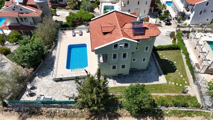 Image No.47-5 Bed Villa / Detached for sale