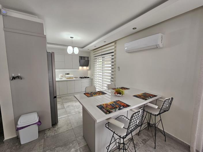 Image No.12-4 Bed Villa for sale