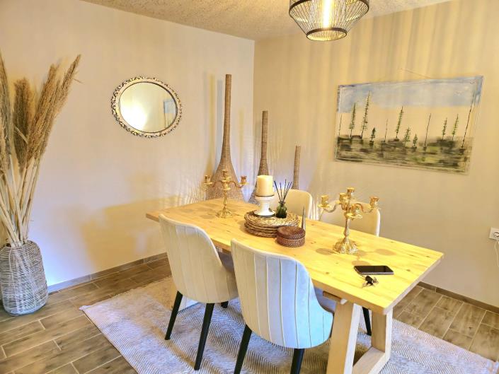 Image No.2-3 Bed Townhouse for sale