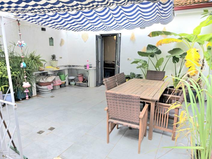 Image No.18-3 Bed Townhouse for sale