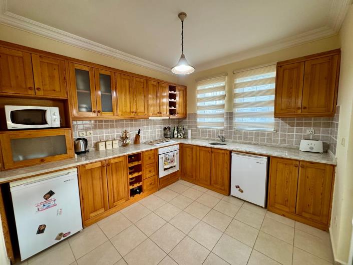 Image No.6-5 Bed Villa for sale