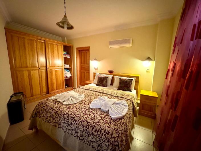 Image No.12-5 Bed Villa for sale