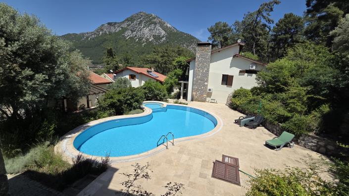 Image No.2-3 Bed Villa / Detached for sale