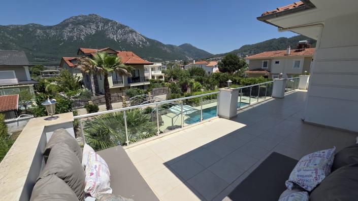 Image No.34-4 Bed Villa / Detached for sale