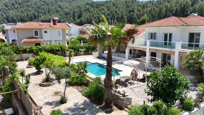 Image No.50-4 Bed Villa / Detached for sale