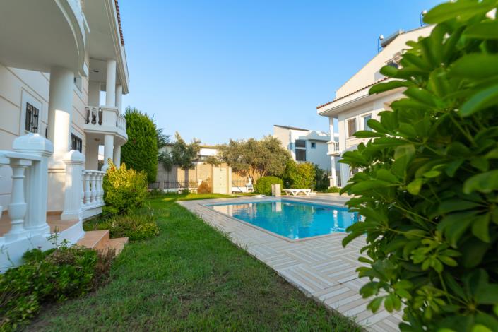 Image No.19-3 Bed Duplex for sale