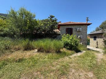 1 - Uzumlu, Villa