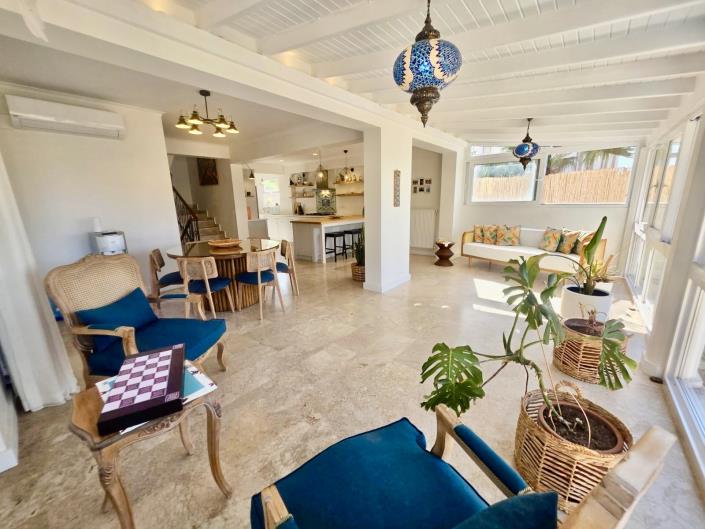 Image No.8-4 Bed Villa for sale