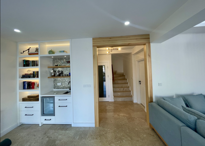 Image No.12-4 Bed Villa for sale