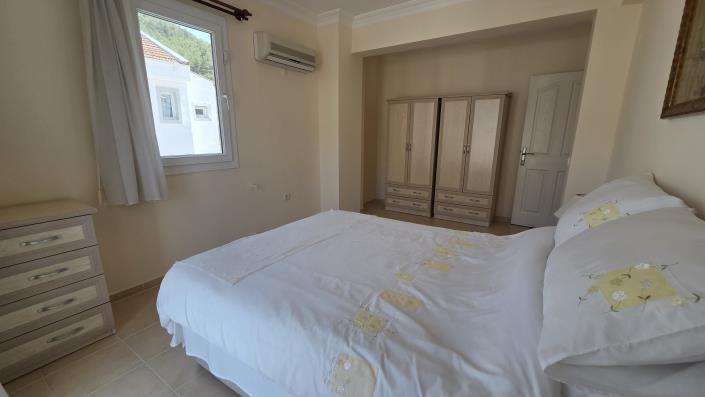 Image No.10-4 Bed Villa for sale