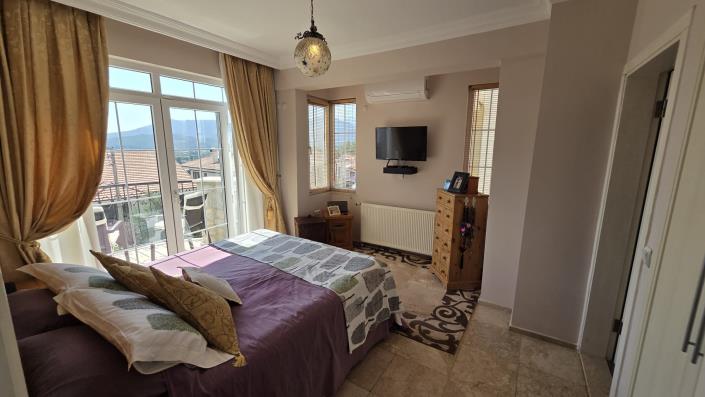 Image No.9-3 Bed Villa for sale