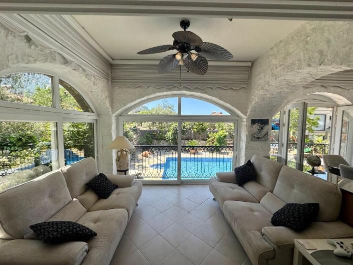 Image No.5-Villa de 4 chambres à vendre à Ovacik