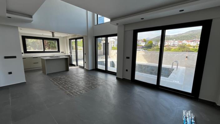 Image No.1-Villa de 4 chambres à vendre à Kargi