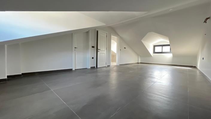 Image No.21-4 Bed Villa for sale