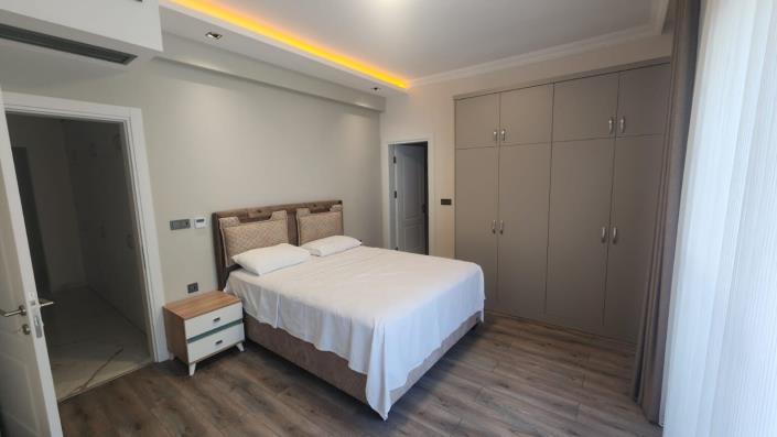 Image No.29-5 Bed Villa for sale