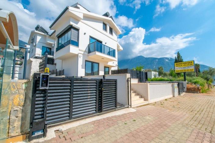 Image No.2-Villa / Détaché de 4 chambres à vendre à Ovacik