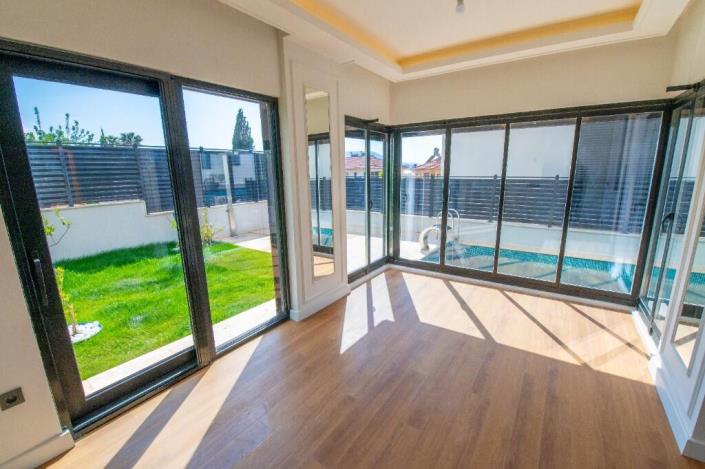 Image No.9-Villa / Détaché de 4 chambres à vendre à Ovacik