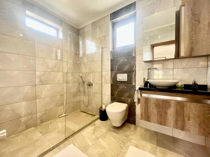 Image No.16-3 Bed Bungalow for sale