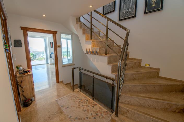 Image No.19-4 Bed Villa for sale