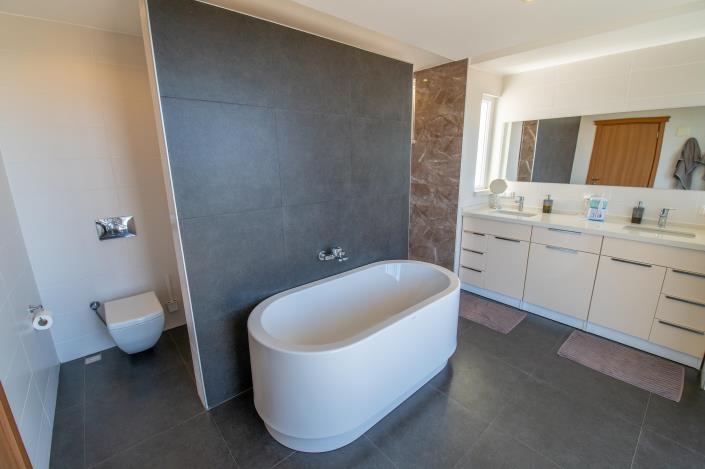 Image No.27-4 Bed Villa for sale