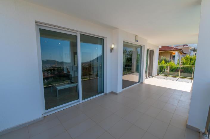 Image No.37-4 Bed Villa for sale