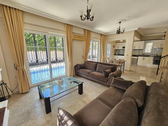 Image No.4-3 Bed Villa / Detached for sale