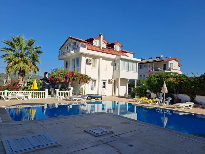 Image No.1-4 Bed Duplex for sale