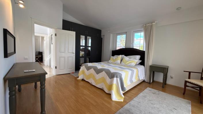 Image No.20-3 Bed Villa / Detached for sale