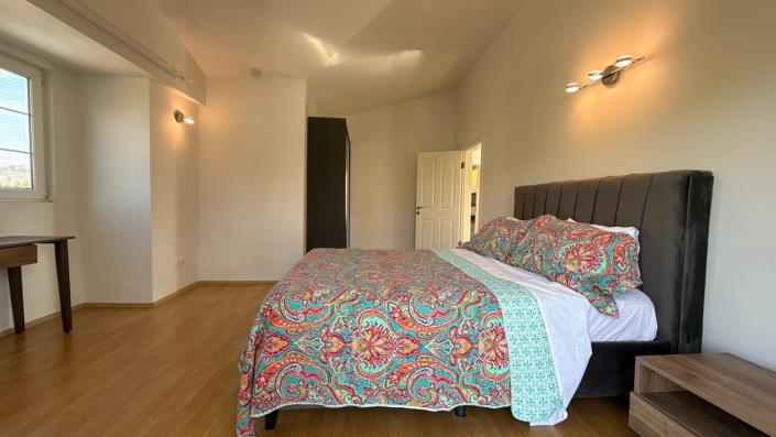 Image No.24-3 Bed Villa / Detached for sale