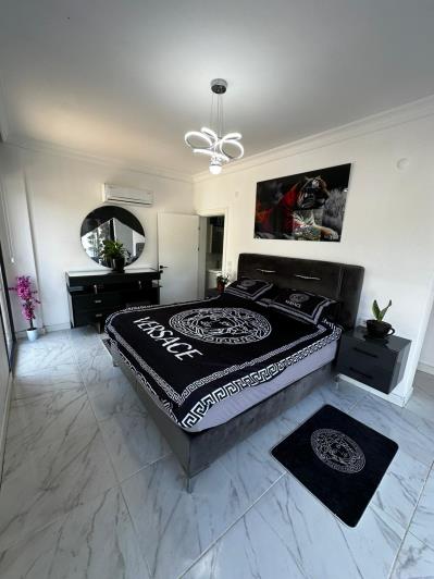 Image No.12-4 Bed Villa / Detached for sale