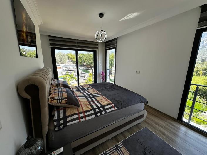 Image No.26-4 Bed Villa / Detached for sale