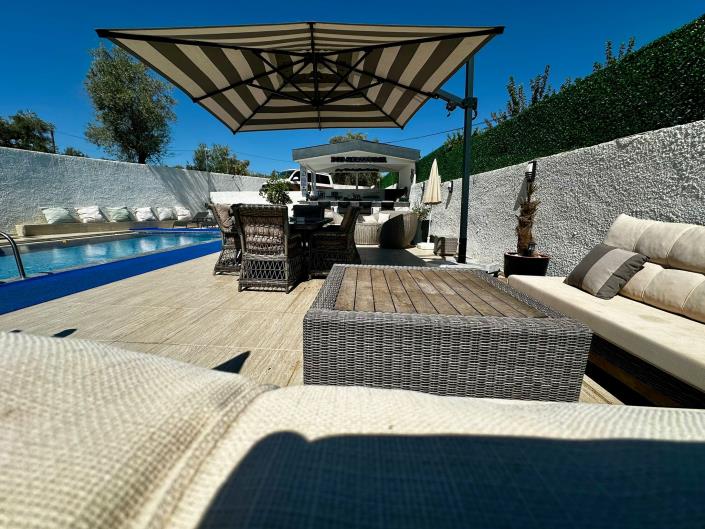 Image No.48-4 Bed Villa / Detached for sale