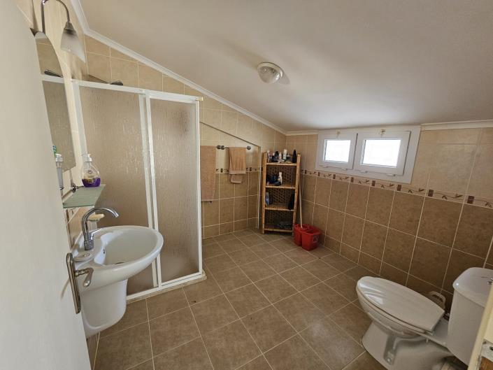 Image No.19-Appartement de 3 chambres à vendre à Tasyaka