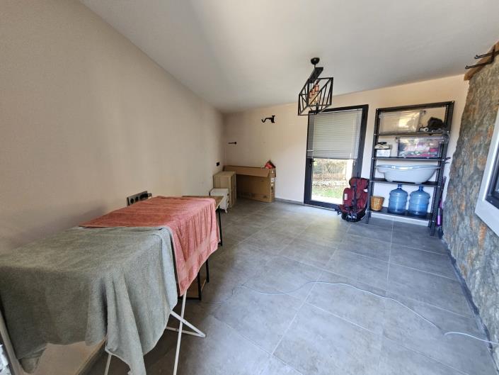 Image No.14-2 Bed Villa / Detached for sale