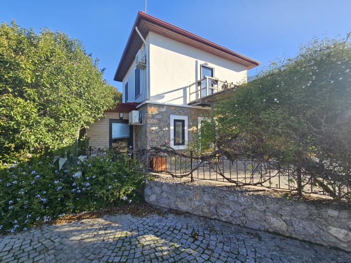 Image No.25-2 Bed Villa / Detached for sale