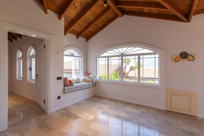 Image No.20-3 Bed Villa for sale