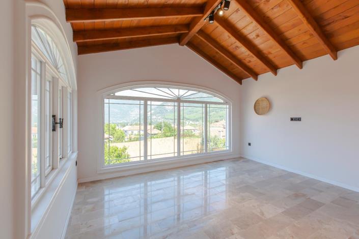 Image No.25-3 Bed Villa for sale