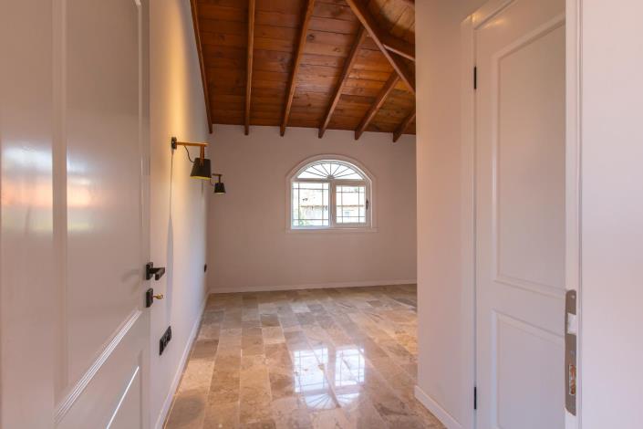 Image No.32-3 Bed Villa for sale