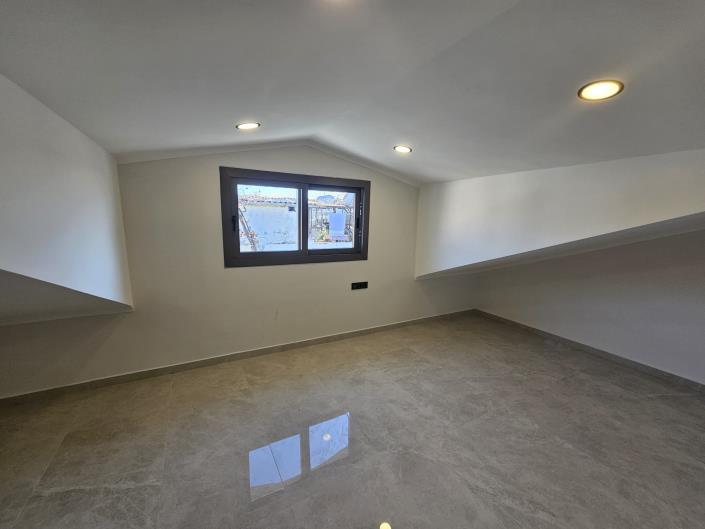 Image No.11-Appartement de 2 chambres à vendre à Çalis