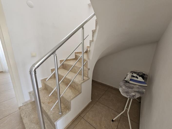 Image No.10-4 Bed Duplex for sale