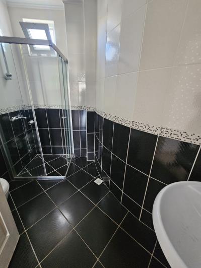 Image No.9-4 Bed Duplex for sale