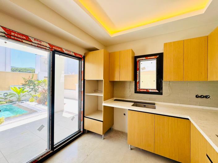 Image No.5-3 Bed Villa for sale