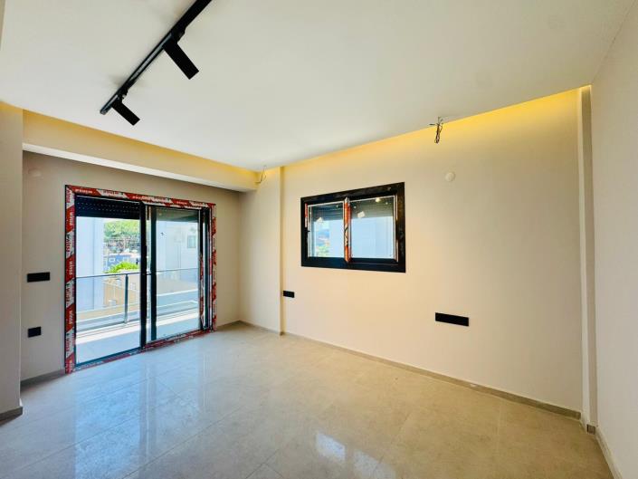 Image No.12-3 Bed Villa for sale