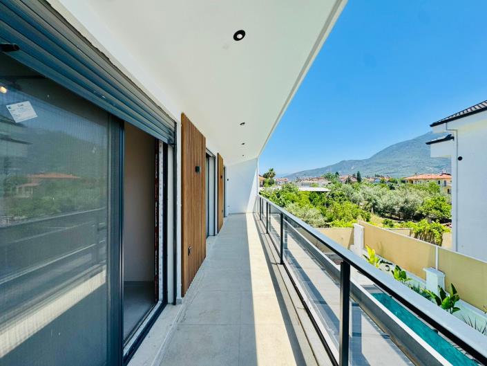 Image No.15-3 Bed Villa for sale