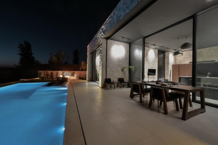 Image No.12-2 Bed Villa for sale