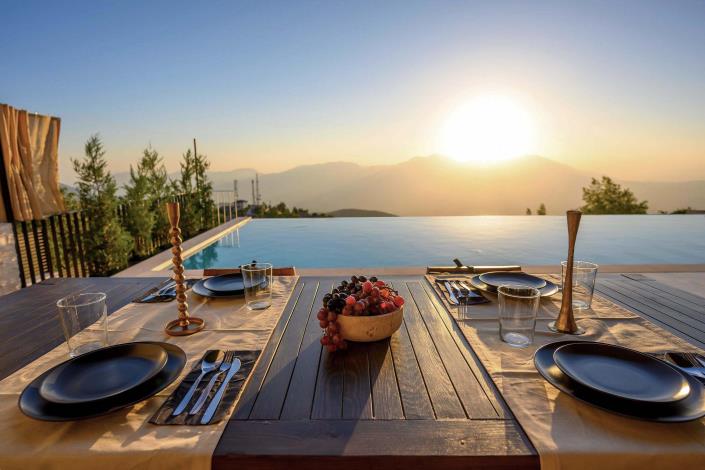 Image No.14-2 Bed Villa for sale