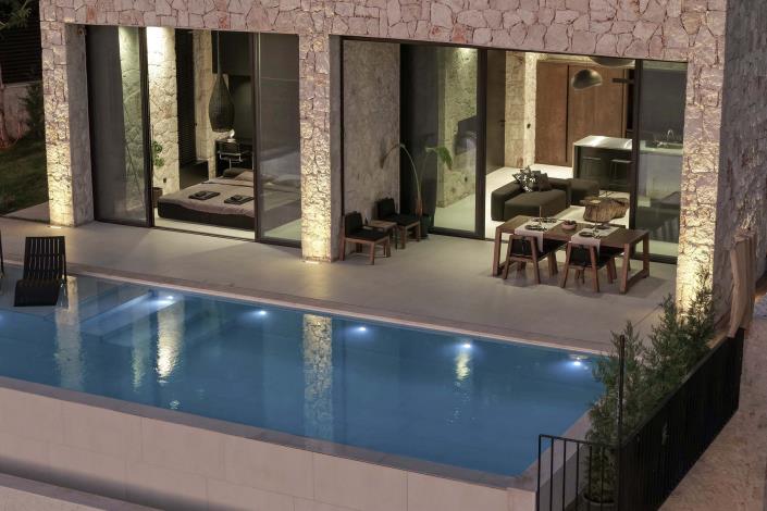 Image No.32-2 Bed Villa for sale