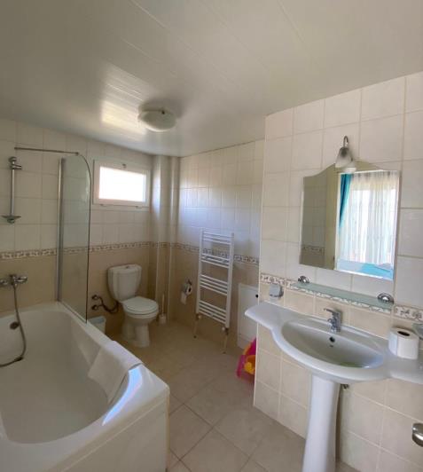 Image No.15-Villa de 4 chambres à vendre à Uzumlu